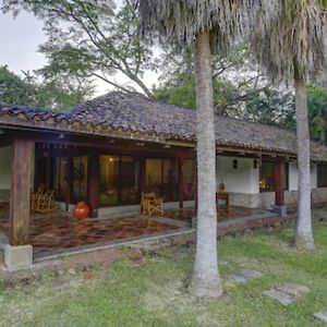 Hacienda La Pacifica Eco-Lodge